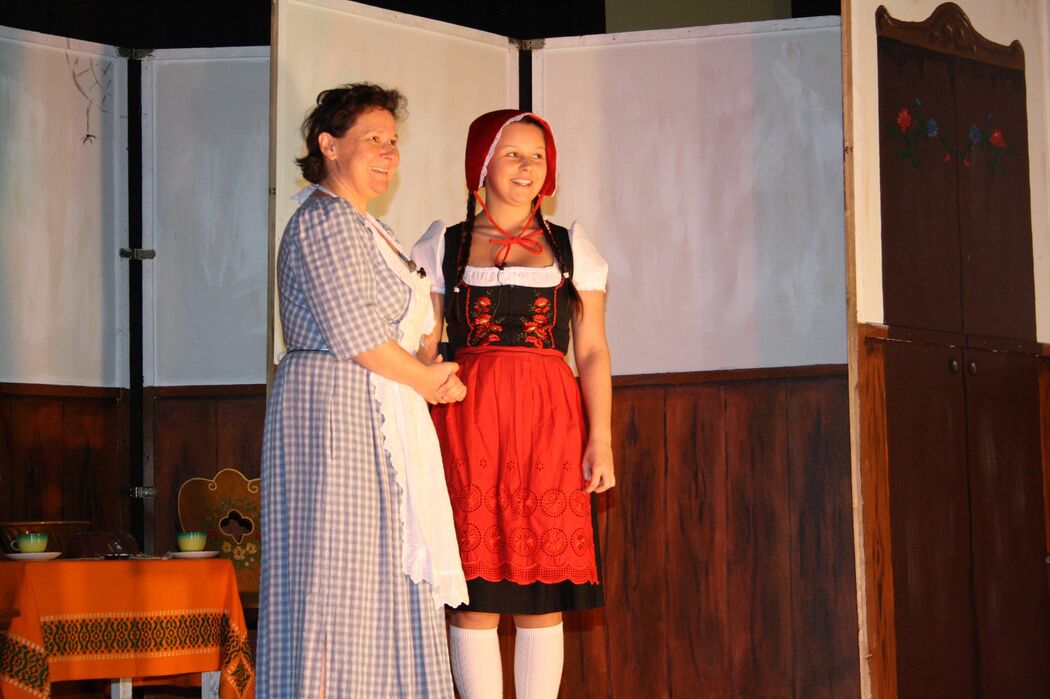 "Rotkäppchen und der Wolf" live auf der Bühne! - Theater Doncalli